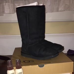 Classic tall black ugg boots size 7
